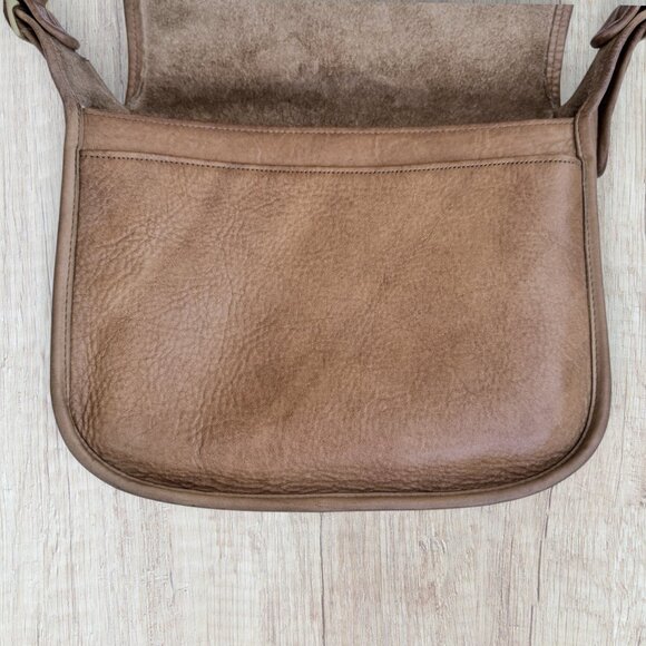 Coach NYC Vintage Brown Leather Messenger Crossbody Bag USA Made Full Grain - Picture 5 of 15